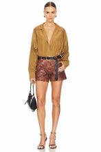 Load image into Gallery viewer, Women Vintage Brown Leather Shorts