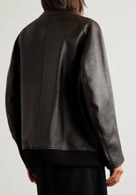 Load image into Gallery viewer, Women's Black Distressed Vintage Leather Jacket