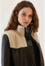 Load image into Gallery viewer, Women’s Black Leather Shearling Long Coat
