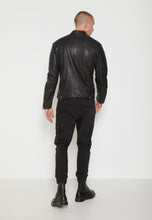 Load image into Gallery viewer, biker jacket black