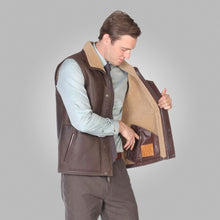 Load image into Gallery viewer, Men’s Brown Leather Shearling Vest