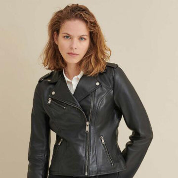 Women’s Leather Motorbike Jackets - Which Features Should They Come With?