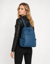 Load image into Gallery viewer, Women Stylish Blue Leather Backpack
