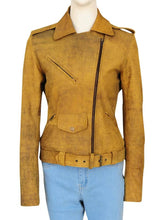 Load image into Gallery viewer, Women&#39;s Distressed Brown Leather Jacket
