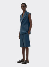 Load image into Gallery viewer, Men Peacock Nappa Leather Gilet Semi Gloss
