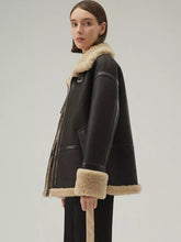 Load image into Gallery viewer, Women’s Matte Black Leather Shearling Big Collar Fur Coat
