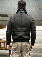 Load image into Gallery viewer, Men&#39;s Airforce Flight Winter Jacket - Classic Style and Warmth
